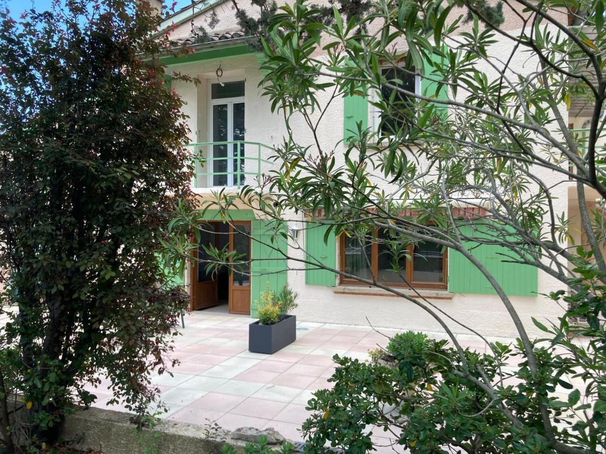 شقة Pavillon De L'Etang Châteauneuf-du-Rhône المظهر الخارجي الصورة